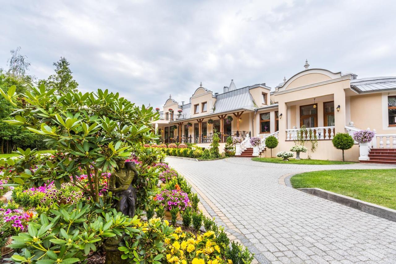 Lesna Perla - Restauracja I Pokoje Hotelowe Rudziniec ภายนอก รูปภาพ
