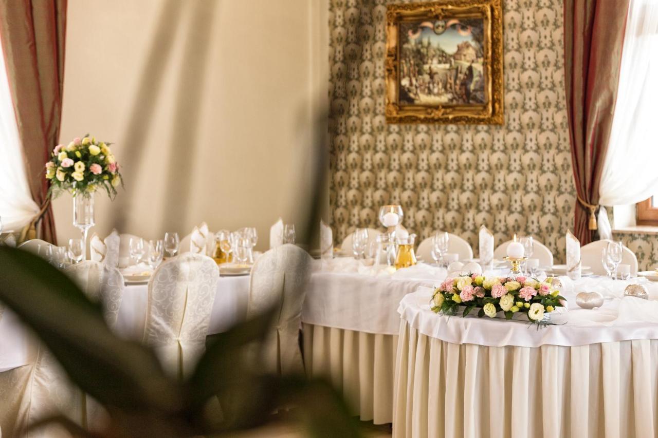 Lesna Perla - Restauracja I Pokoje Hotelowe Rudziniec ภายนอก รูปภาพ