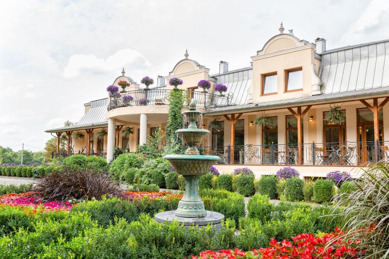 Lesna Perla - Restauracja I Pokoje Hotelowe Rudziniec ภายนอก รูปภาพ